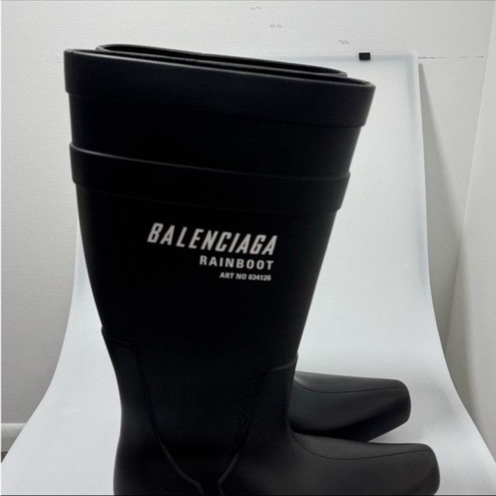 Balenciaga Excavator Rubber Boots Black Men's EU
44/US 11 - Picture 3 of 7